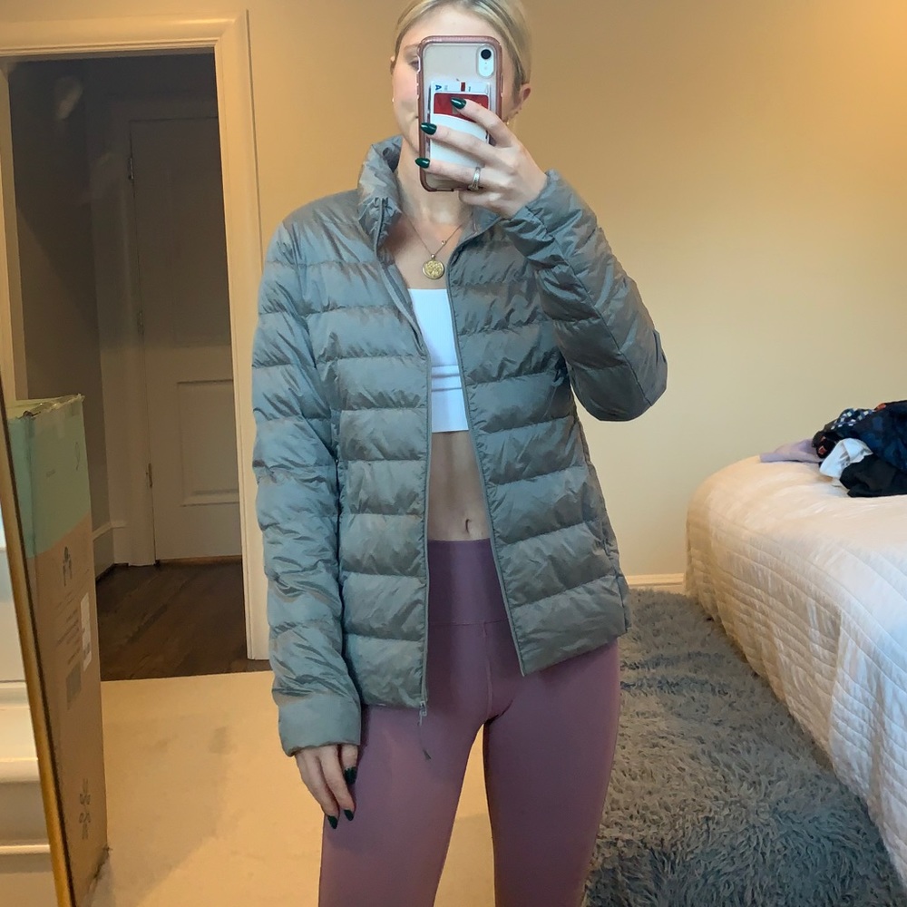 Uniqlo puffer jacket